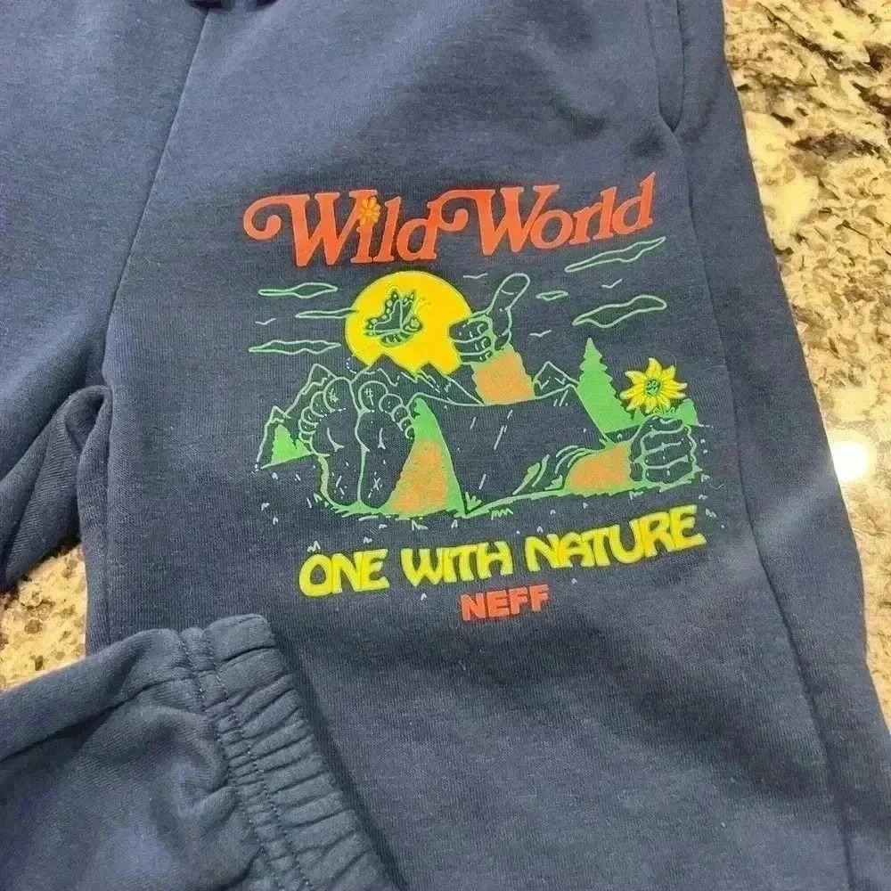 Size small Neff sweatpants - Picture 2 of 4
